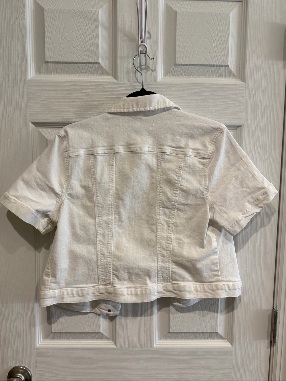 White Short Sleeve Button Down Denim Jacket - Picture 6 of 7
